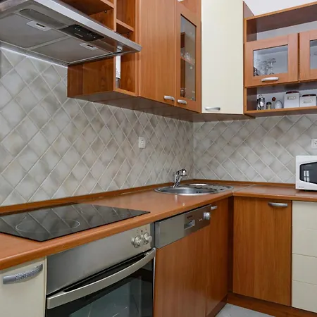 With Parking Space - 13973 Apartman