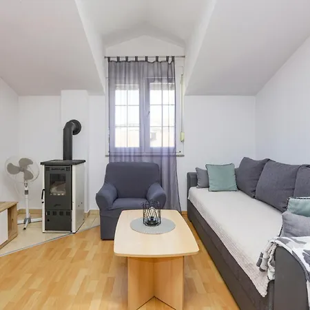 With Parking Space - 13973 Apartman Vodice