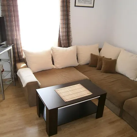 Appartement With Parking Space - 13973 *