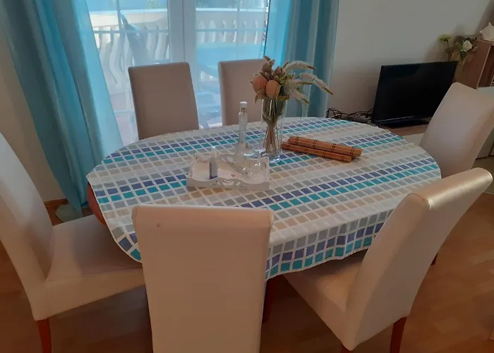 Apartament With Parking Space - 13973 *